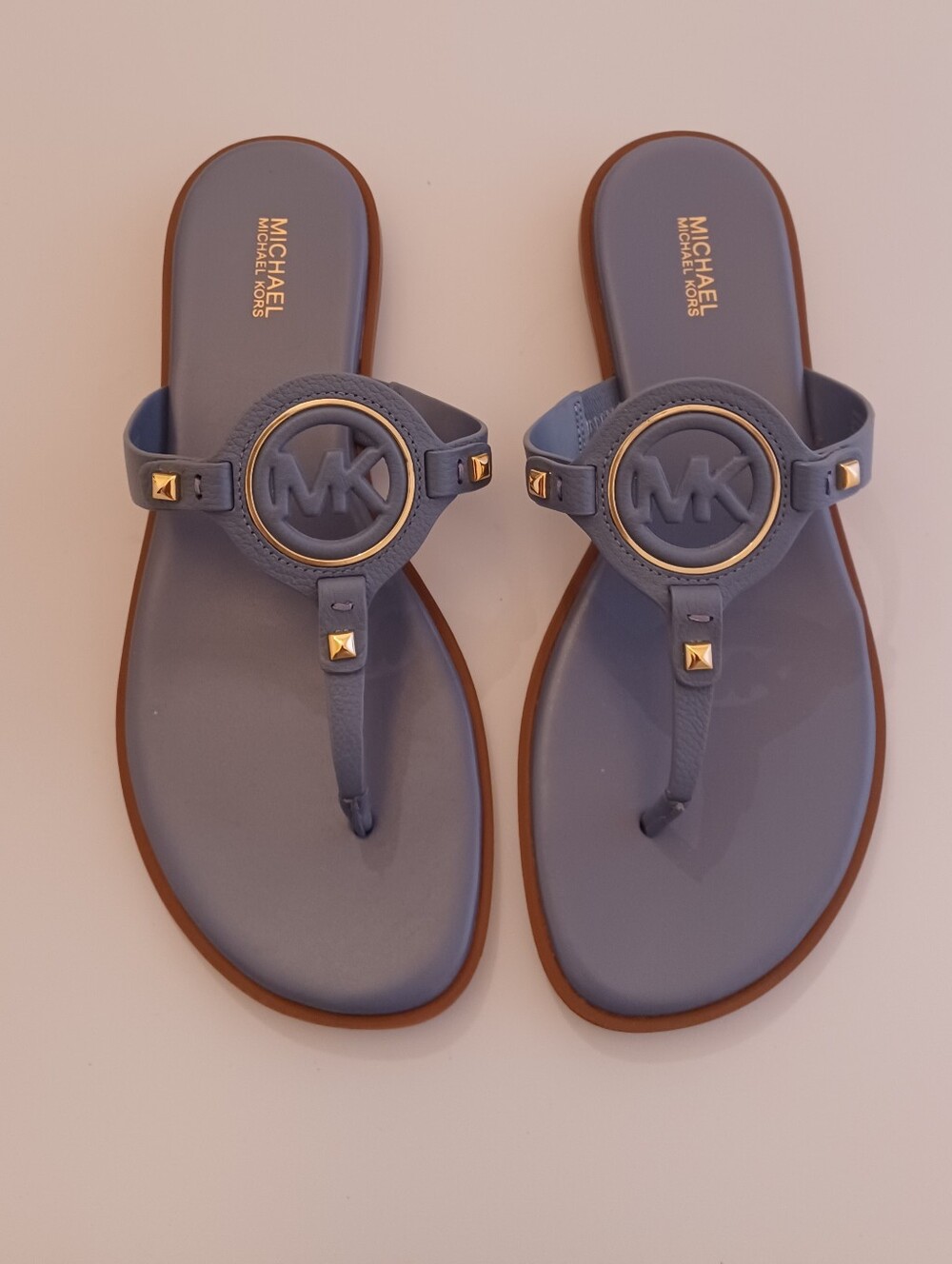 Michael Kors Denim Leather Aubrey Cut-Out Thong Sandals Gold Accent Size 9.5M